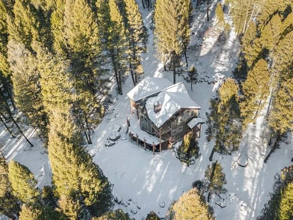 Grandview collection — The Treehouse